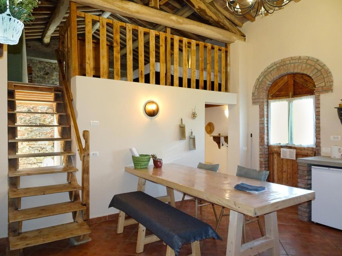 Agriturismo Anna-Rosa Legoli Ngoại thất bức ảnh